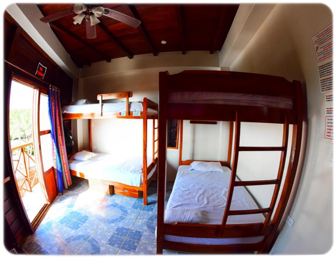 Esperanto Bed & Breakfast Surf Hostel Montañita Dış mekan fotoğraf