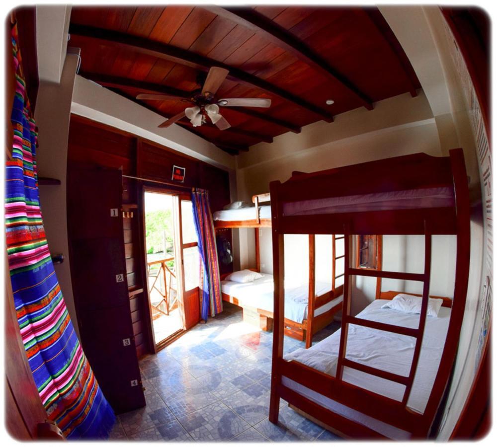 Esperanto Bed & Breakfast Surf Hostel Montañita Dış mekan fotoğraf