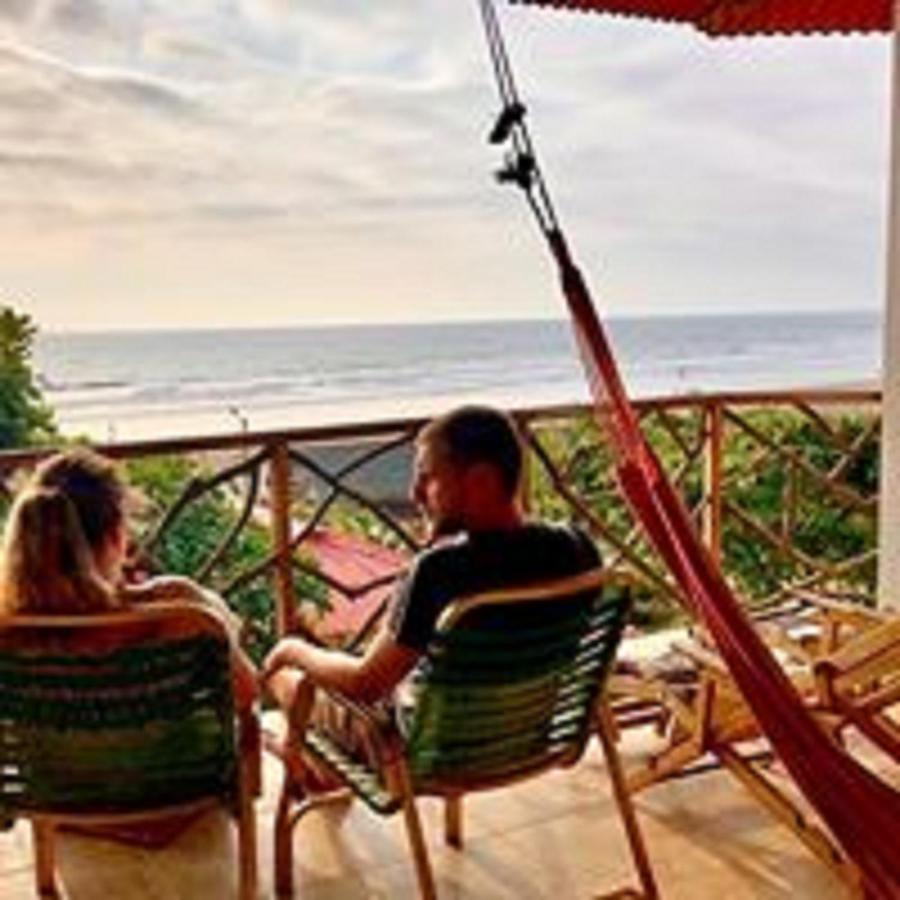 Esperanto Bed & Breakfast Surf Hostel Montañita Dış mekan fotoğraf