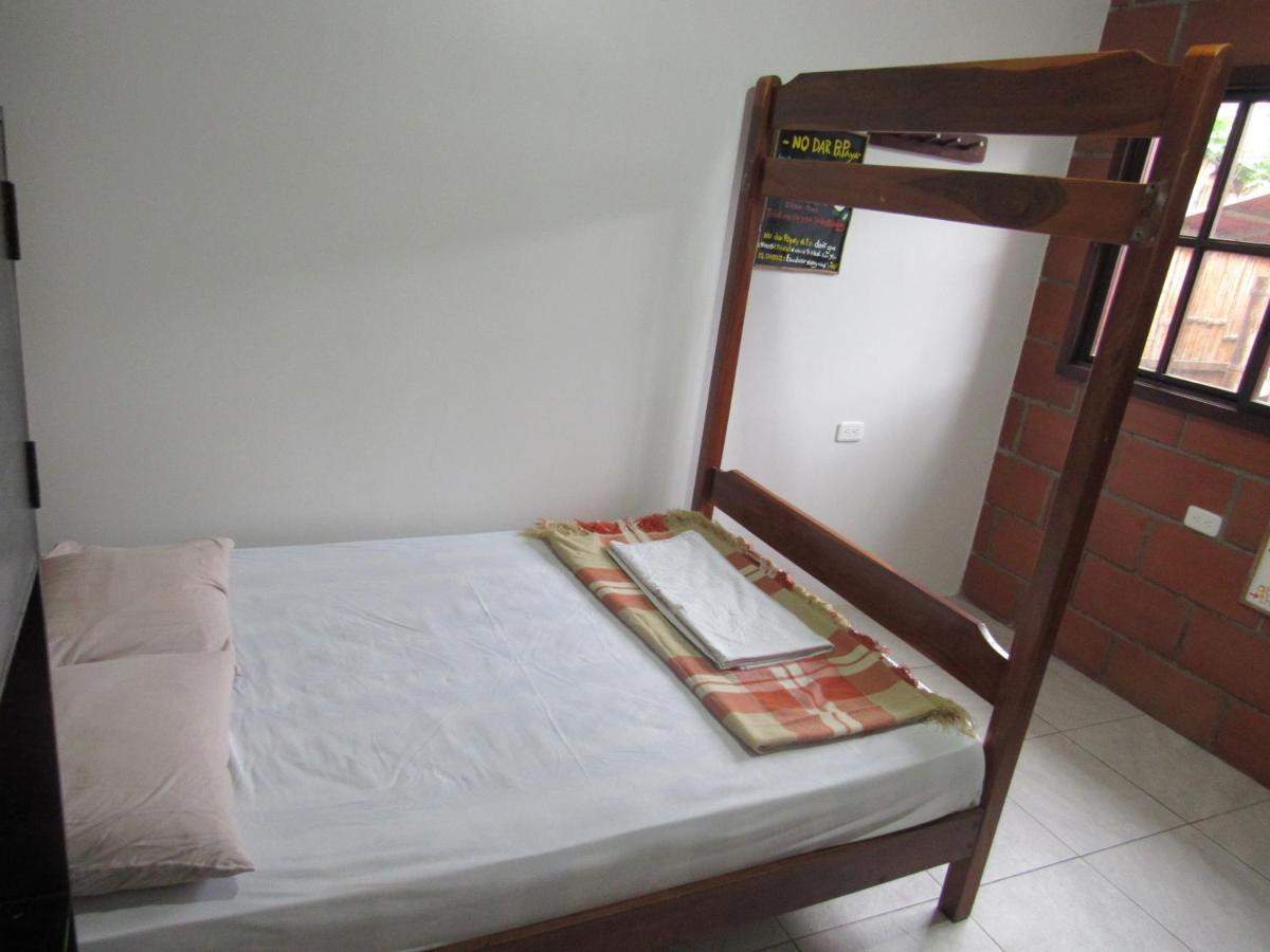 Esperanto Bed & Breakfast Surf Hostel Montañita Dış mekan fotoğraf