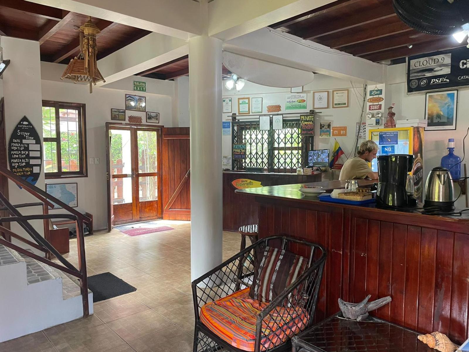 Esperanto Bed & Breakfast Surf Hostel Montañita Dış mekan fotoğraf
